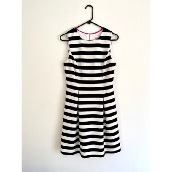 Eliza J Dresses & Skirts - Eliza J Sleeveless Striped Dress Black & White w/ Hot Pink Zipper Detail 6 EUC